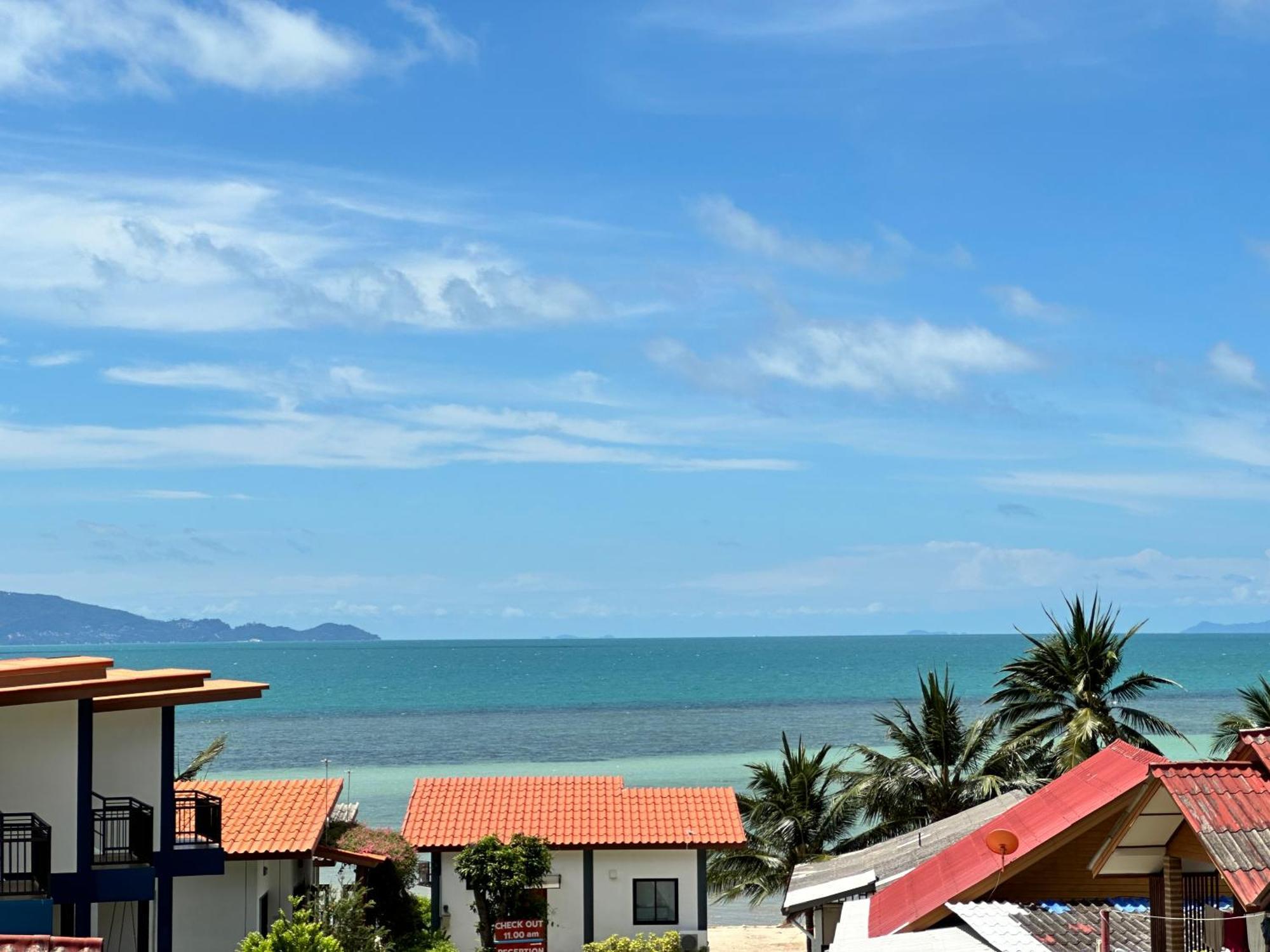 The Scenery Beach Resort Baan Khai Екстериор снимка