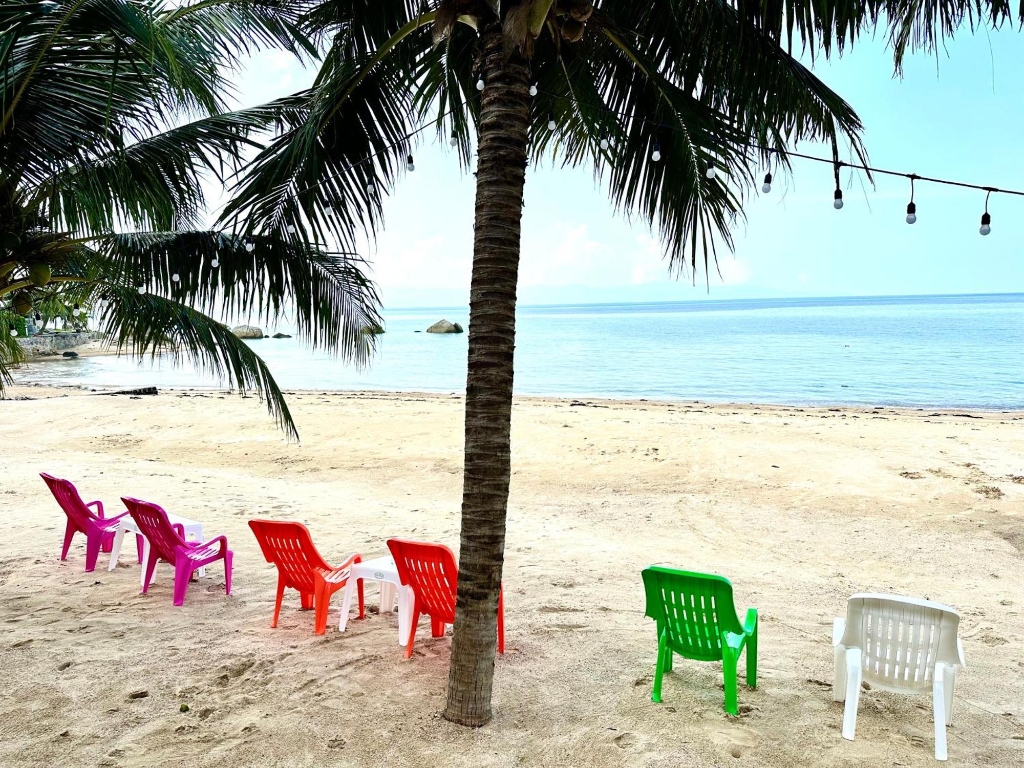 The Scenery Beach Resort Baan Khai Екстериор снимка